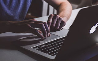 开云入口-孙颖莎横扫伊藤美诚，再度问鼎女单冠军，孙颖莎4_0击败伊藤美诚