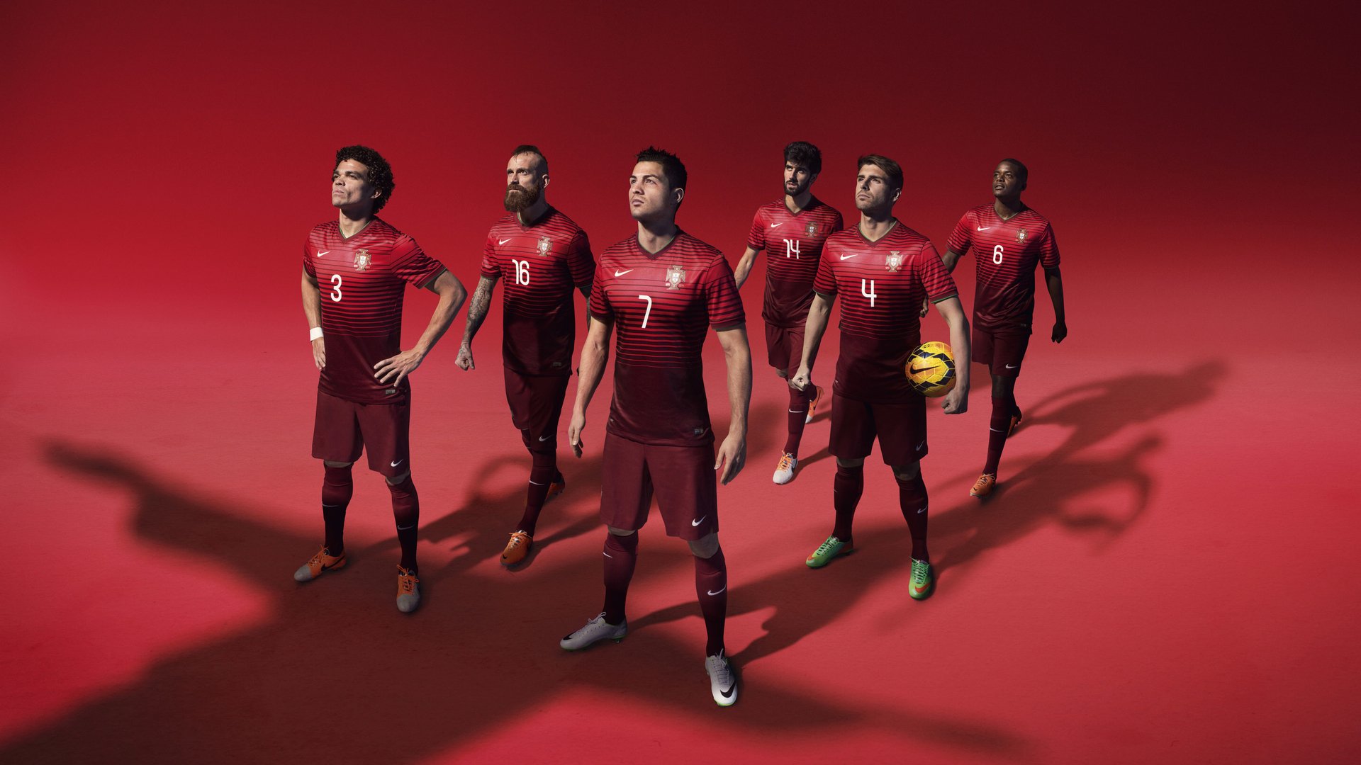 2022年总冠军赛：库里在决胜场展现“神射手”本色，单场投中7记三分，带领勇士卫冕